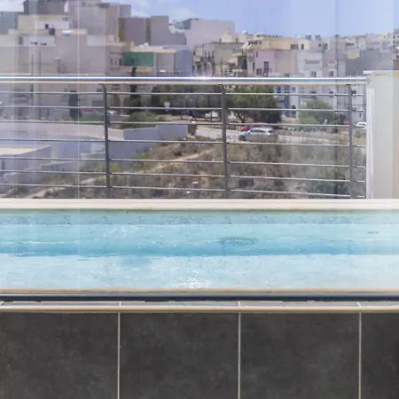 Penthouse With Pool And View By Homely Appartement