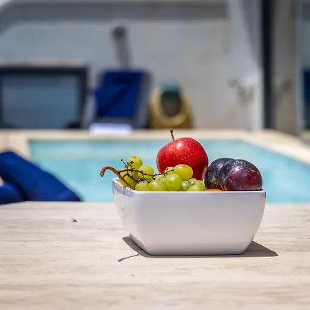 Penthouse With Pool And View By Homely Apartament